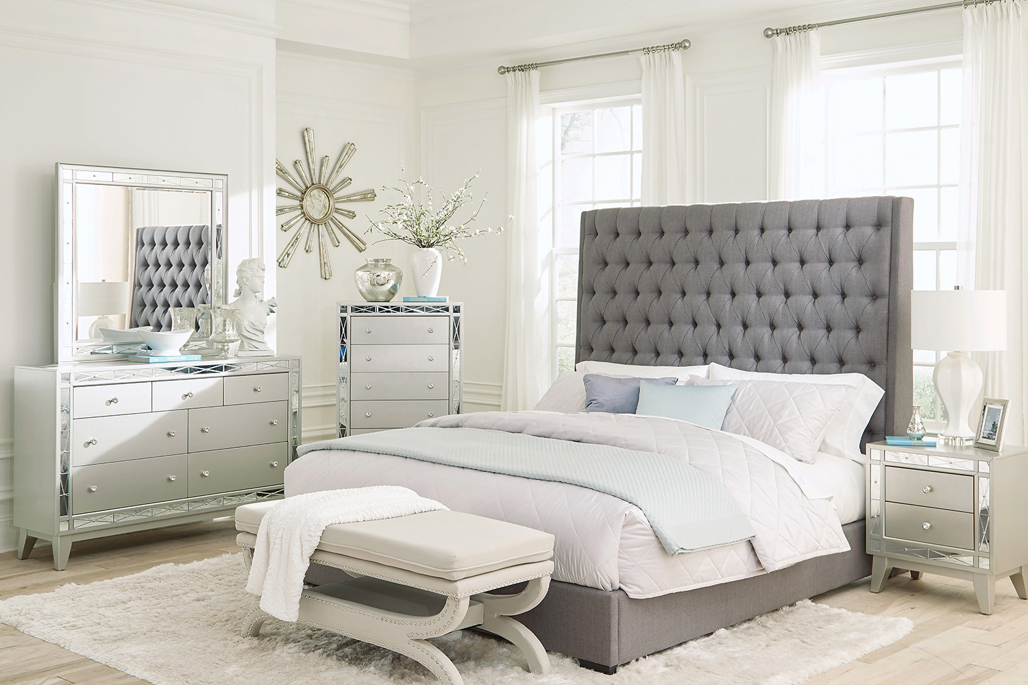 Coaster Camille Queen Button Tufted Bed - Gray