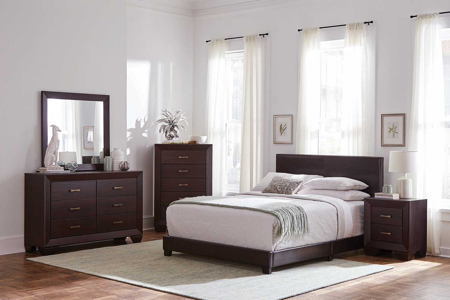 Coaster Dorian Upholstered Full Bed - Brown