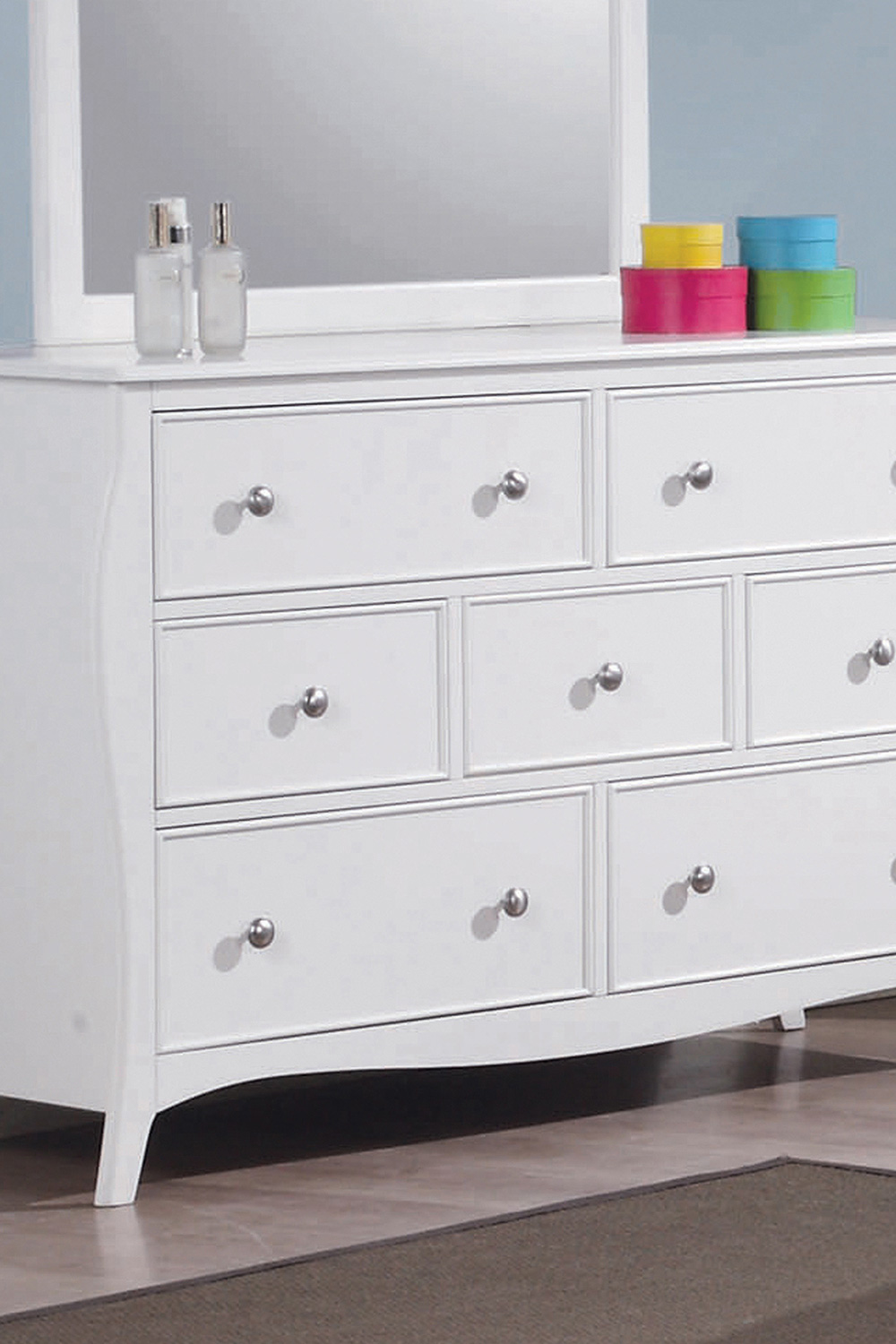 Coaster - Dominique 7-Drawer Dresser in White