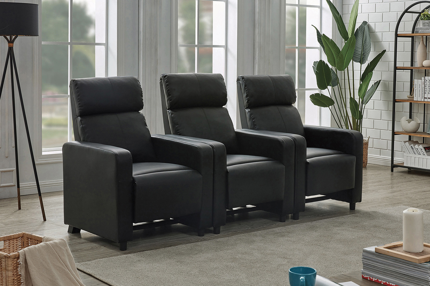 Coaster - Toohey Home Theater Push Back Recliner in Black