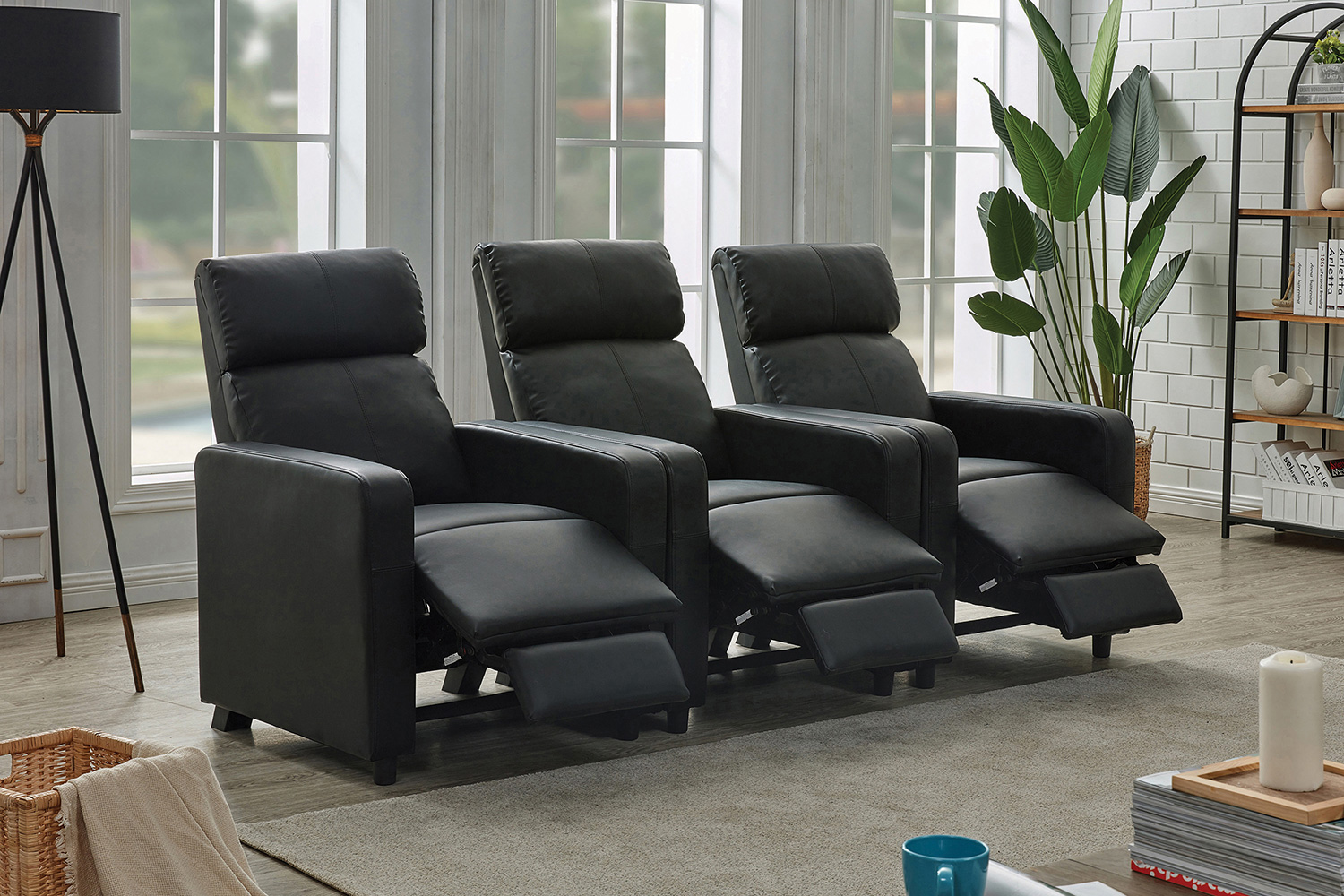 Coaster - Toohey Home Theater Push Back Recliner in Black