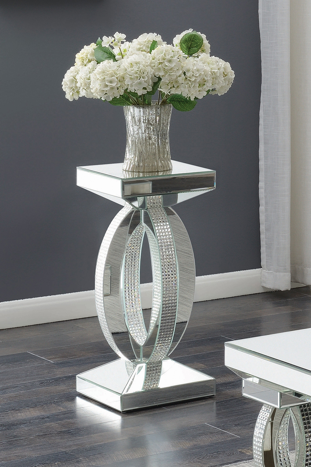 Coaster - Avonlea Square End Table With Lower Shelf in Clear Mirror