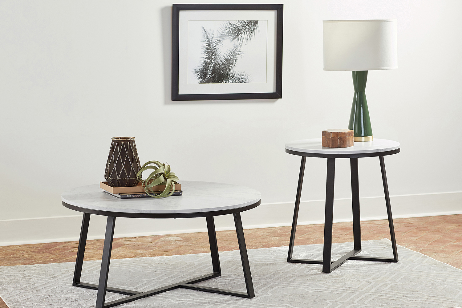 Coaster - Metal Base Round End Table in White/Matte Black