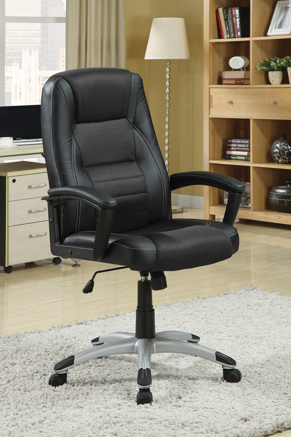 Coaster - Adjustable Height Office Chair 800209 in Black