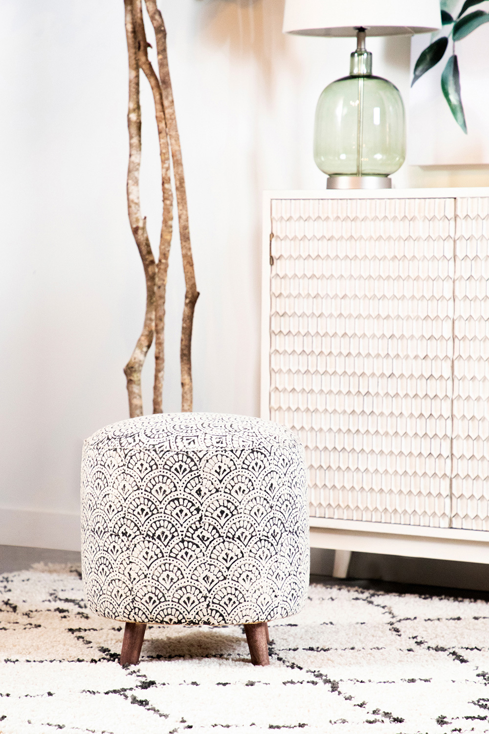 Coaster - Round Upholstered Accent Stool in Cream/Black