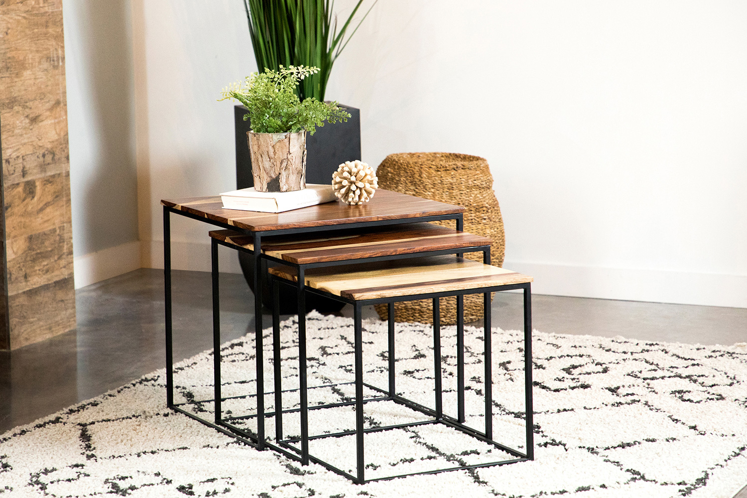 Coaster - 3-Piece Square Nesting Tables in Natural/Black