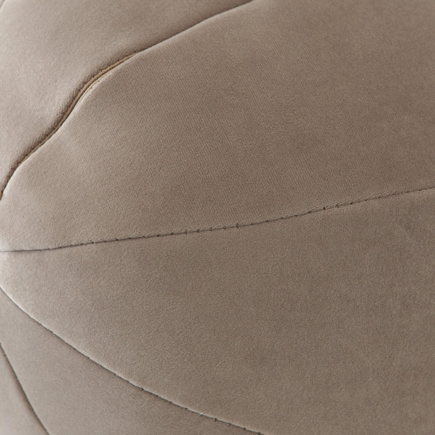 Diamond Sofa 10" Round Velvet Accent Pillows (Set of 2) - Mink Tan