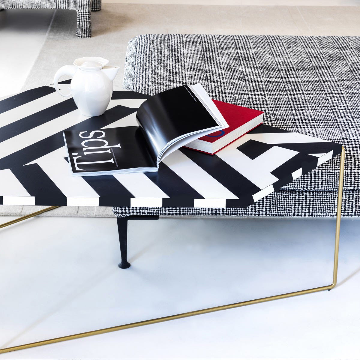 Driade Zagazig Striped Coffee Table - White/Black/Gold