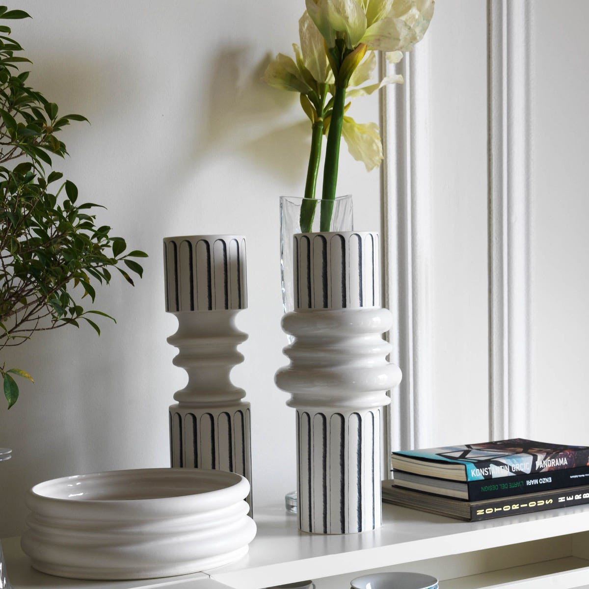 Driade - Ordini Broad Vase in White/Black