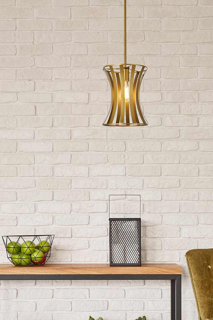 Elegant Lily 1 Light Pendant - Brass (LD7076D10BR)