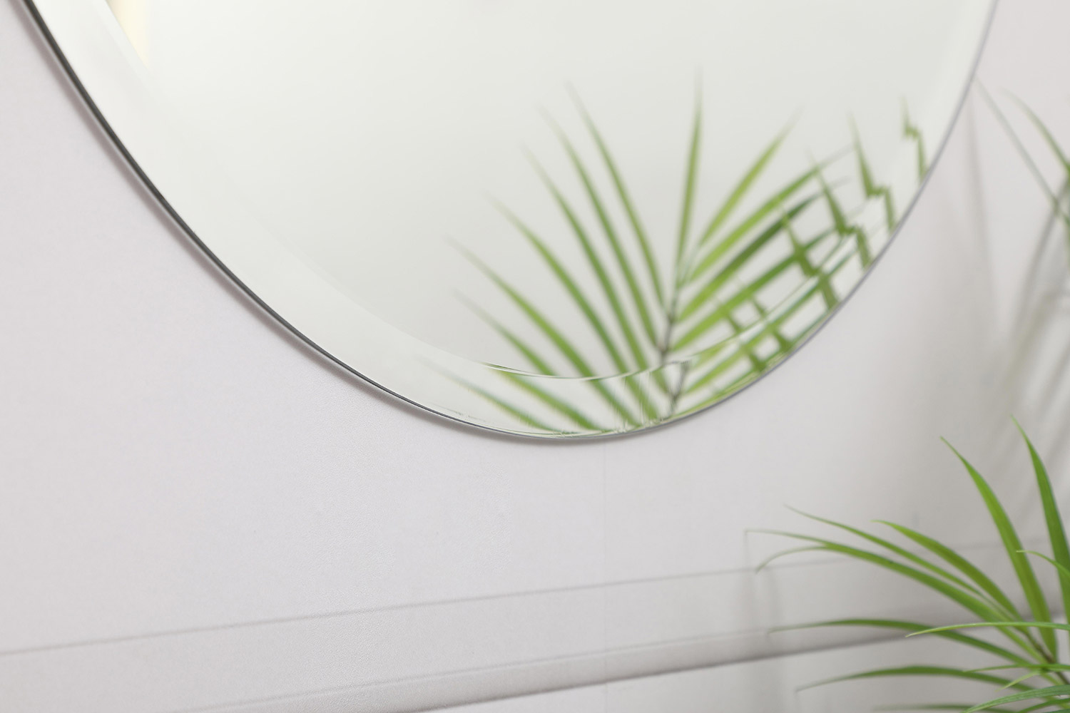 Elegant Wall Mirror - Clear, L 24" (MR401924)