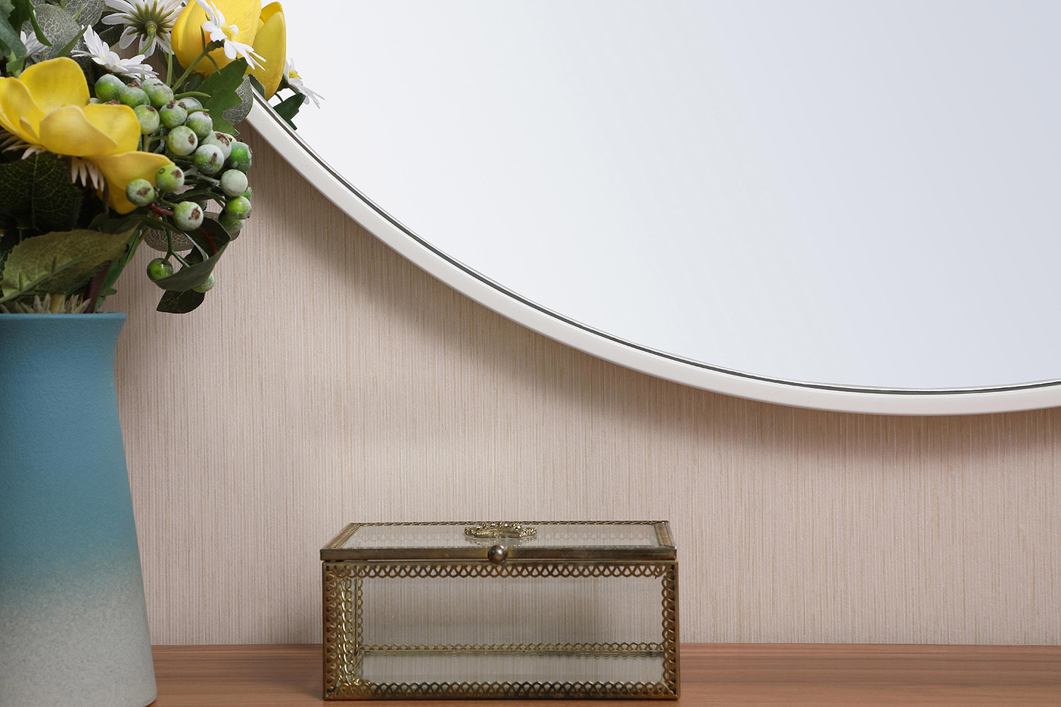 Elegant Wall Mirror - White, L 32" (MR4037WH)