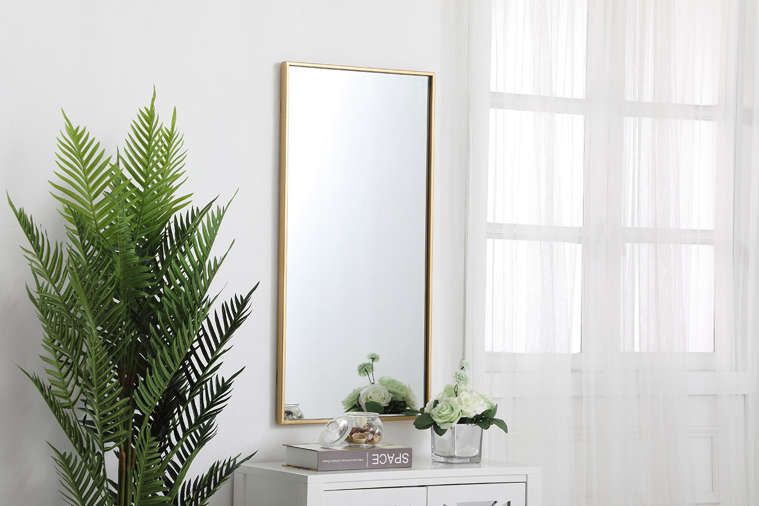 Elegant Wall Mirror - Brass, L 18" (MR41836BR)