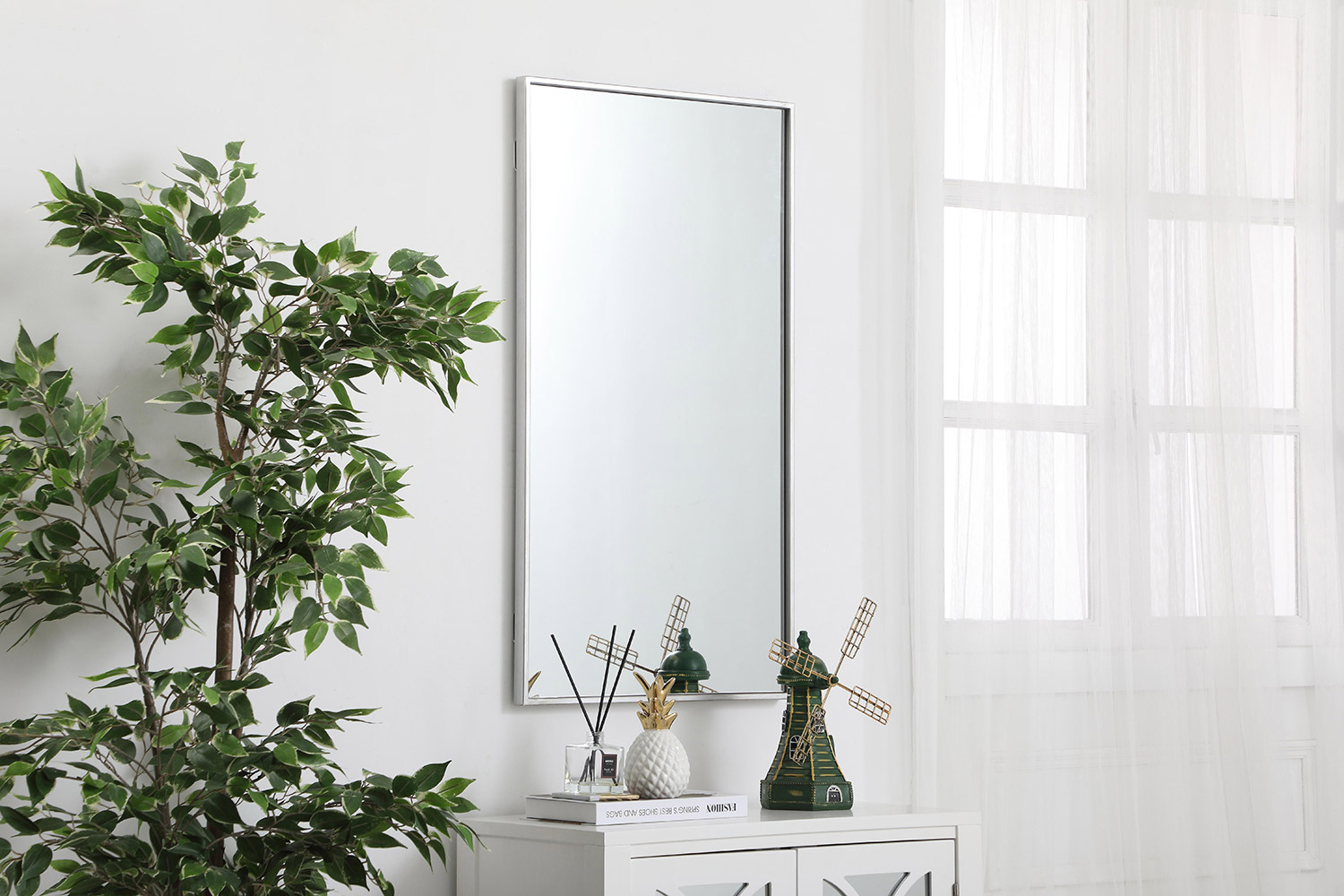 Elegant Wall Mirror - Silver, L 20" (MR42036S)