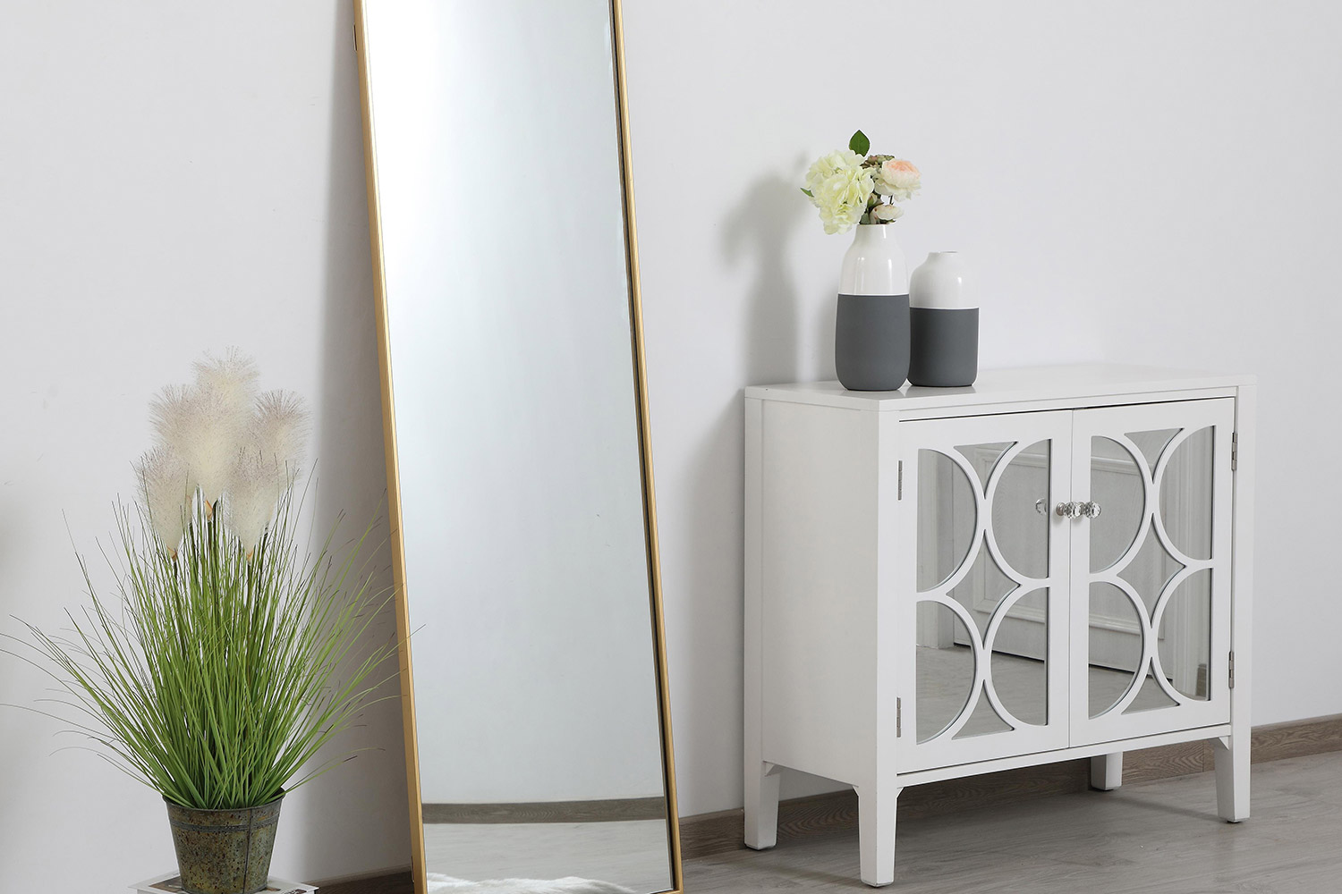 Elegant Wall Mirror - Brass, L 20" (MR42060BR)