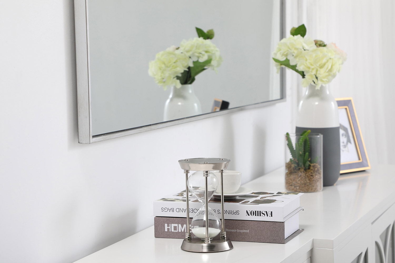 Elegant Wall Mirror - Silver, L 20" (MR42060S)