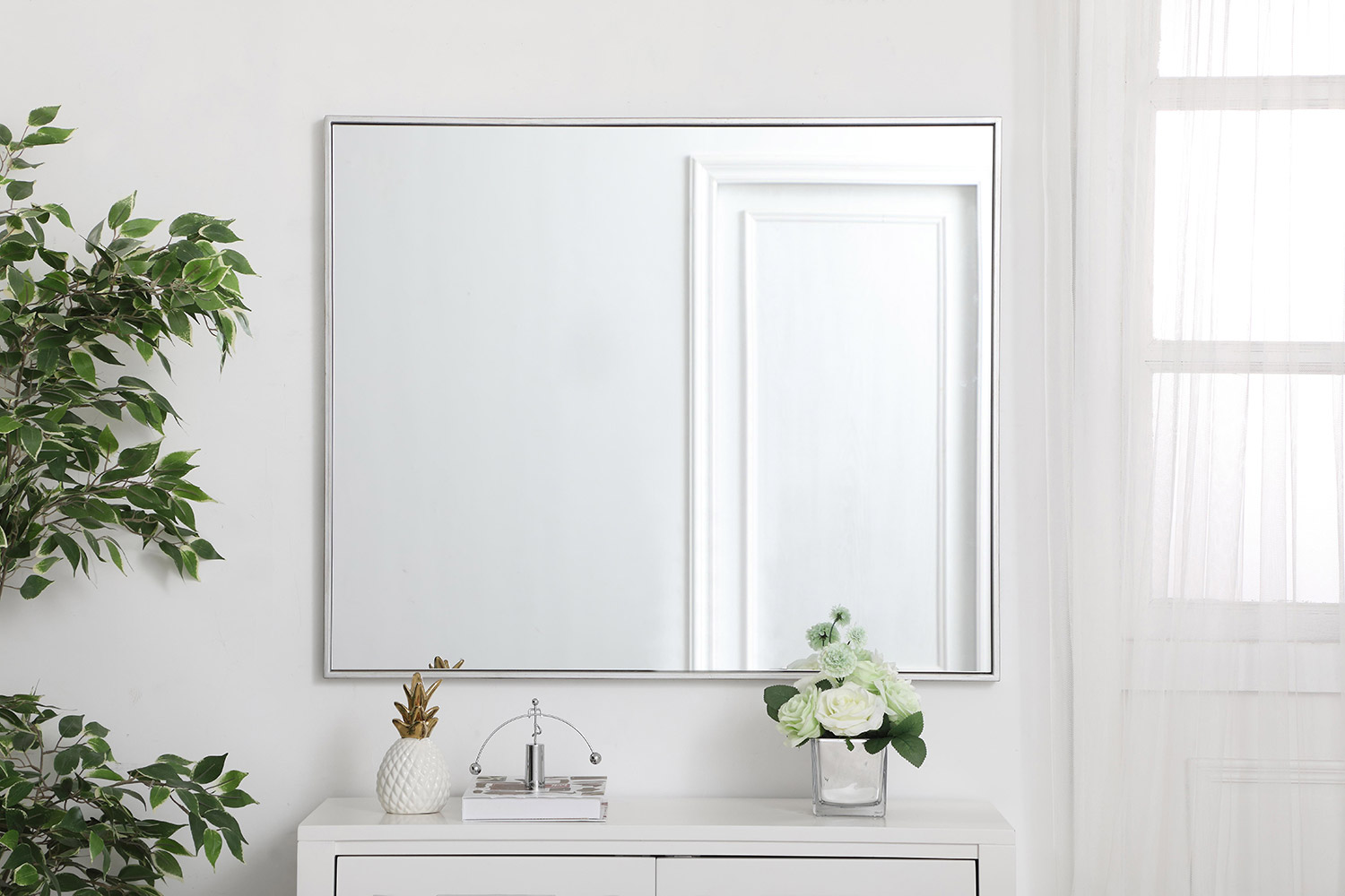 Elegant Wall Mirror - Silver, L 36" (MR43036S)