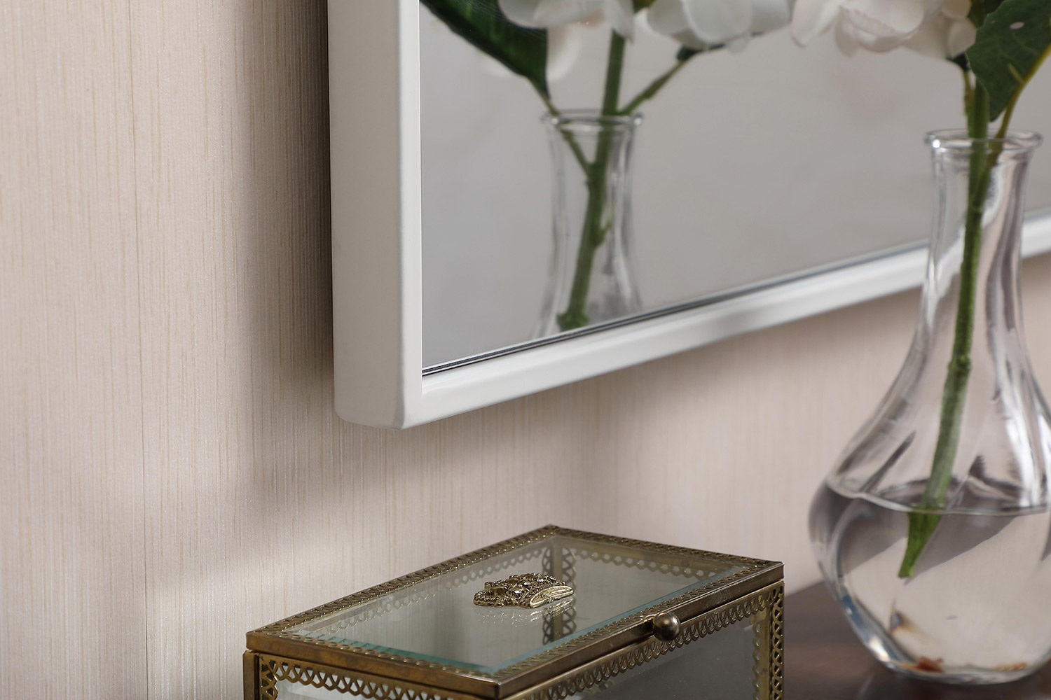 Elegant Wall Mirror - White, L 48" (MR43048WH)