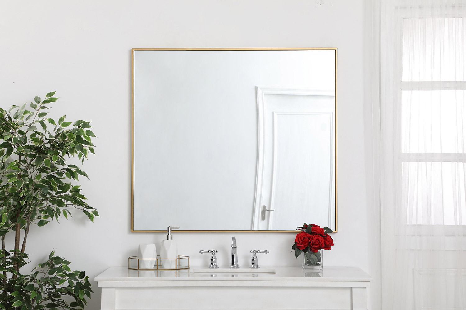 Elegant Wall Mirror - Brass, L 40" (MR43640BR)