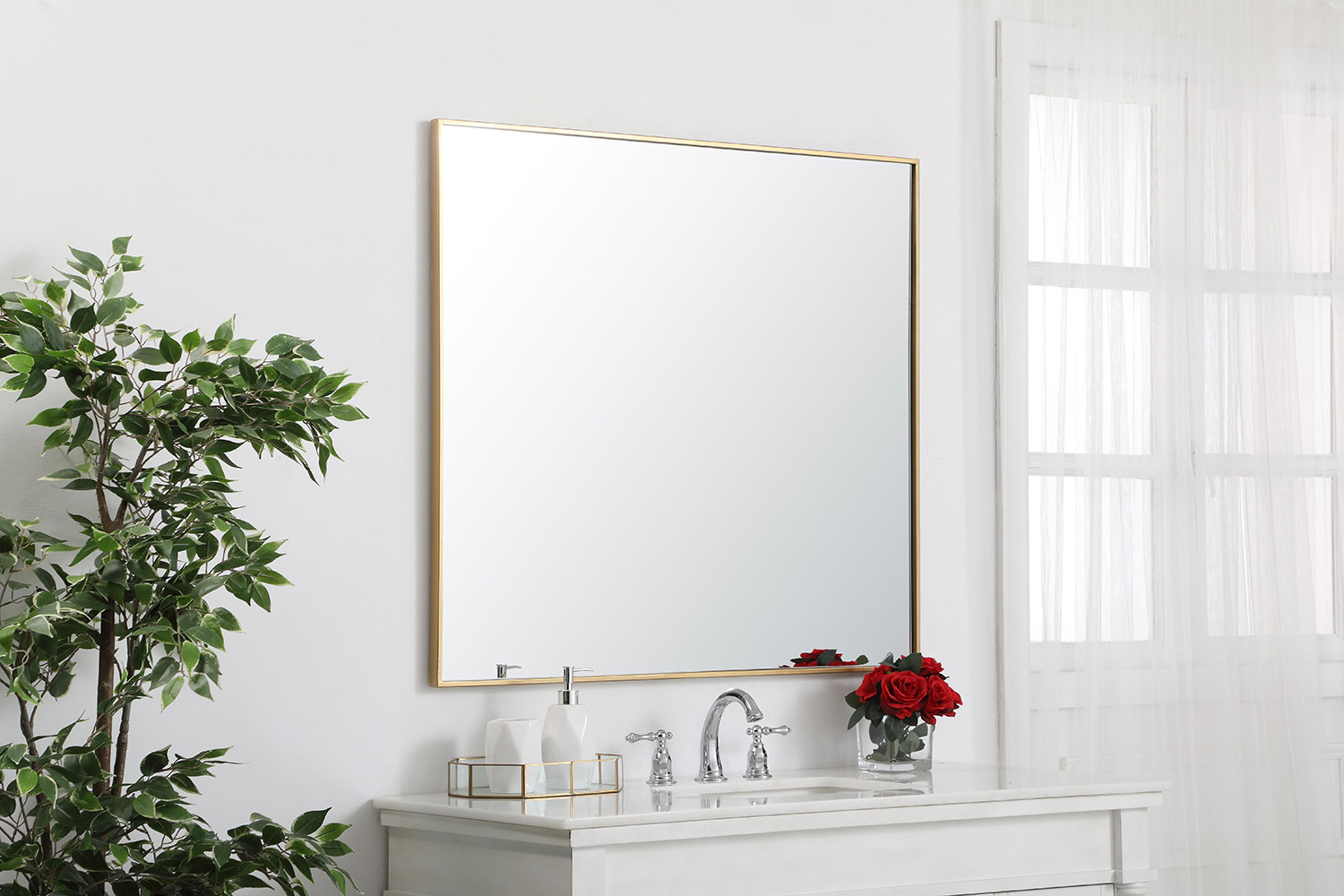 Elegant Wall Mirror - Brass, L 40" (MR43640BR)