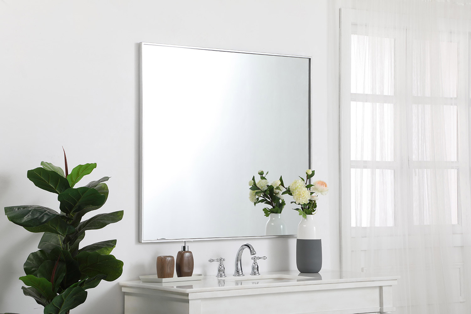 Elegant Wall Mirror - Silver, L 40" (MR43640S)