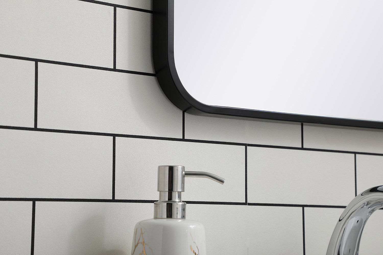 Elegant Wall Mirror - Black, L 36" (MR801836BK)