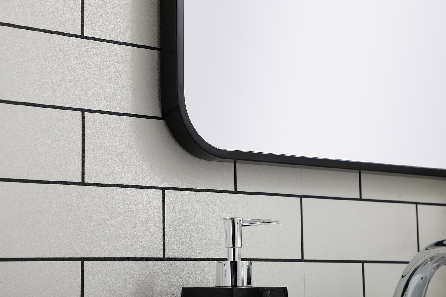 Elegant Wall Mirror - Black, L 36" (MR802236BK)