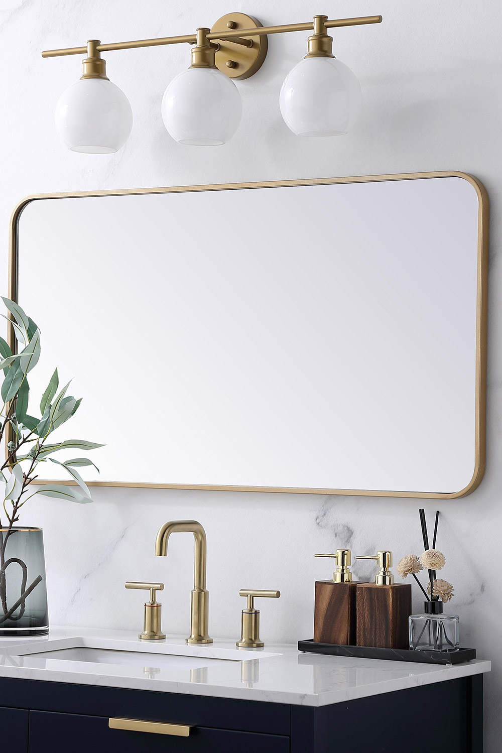 Elegant Wall Mirror - Brass, L 40" (MR802240BR)