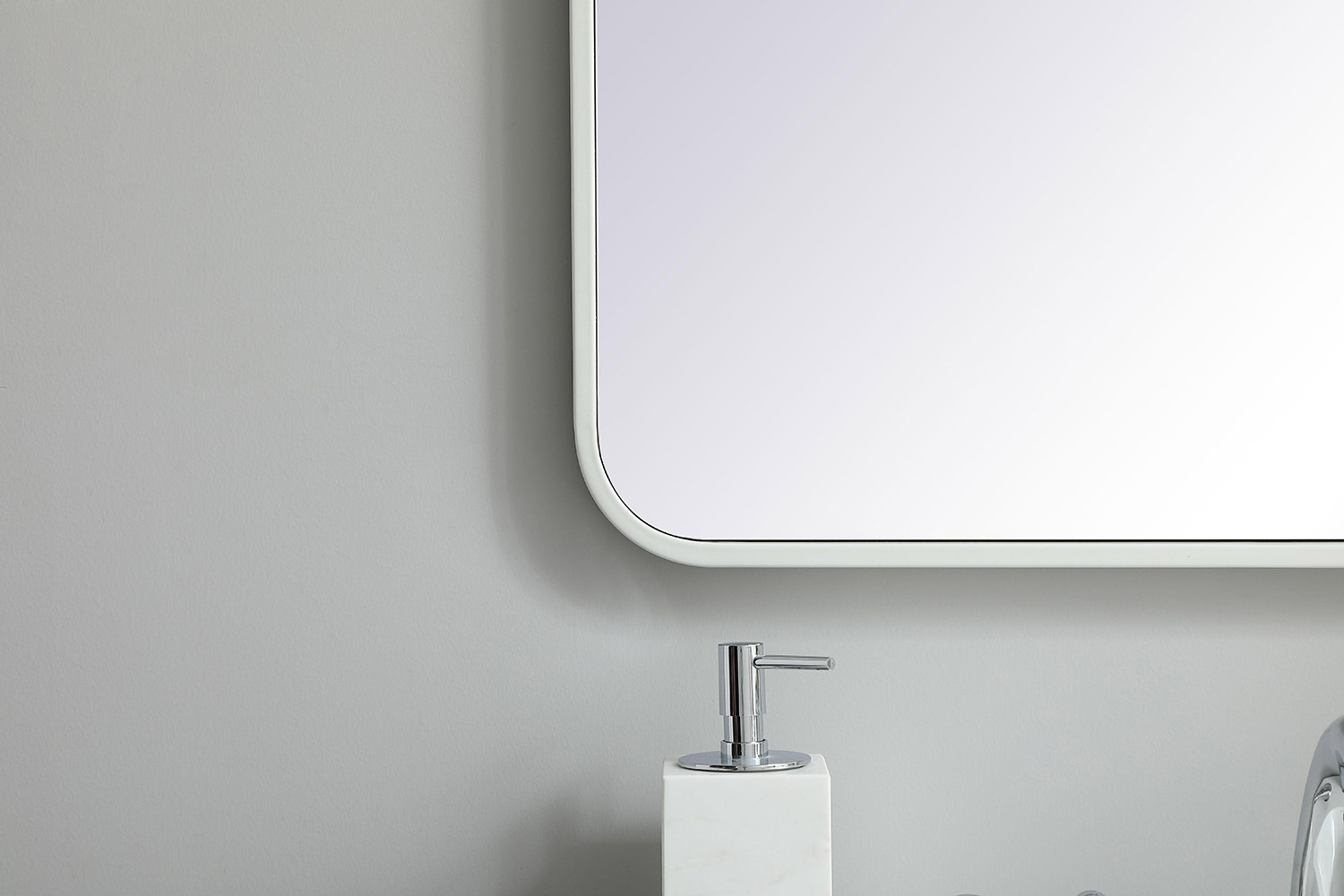 Elegant Wall Mirror - White, L 32" (MR802432WH)