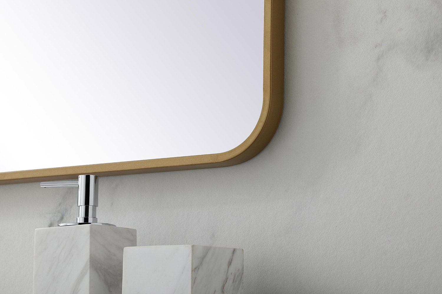 Elegant Wall Mirror - Brass, L 40" (MR802440BR)