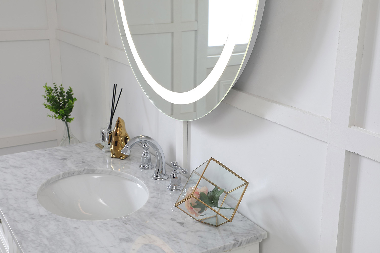 Elegant Wall Mirror - Clear/Cold White, D 36", H 36" (MRE-6006)