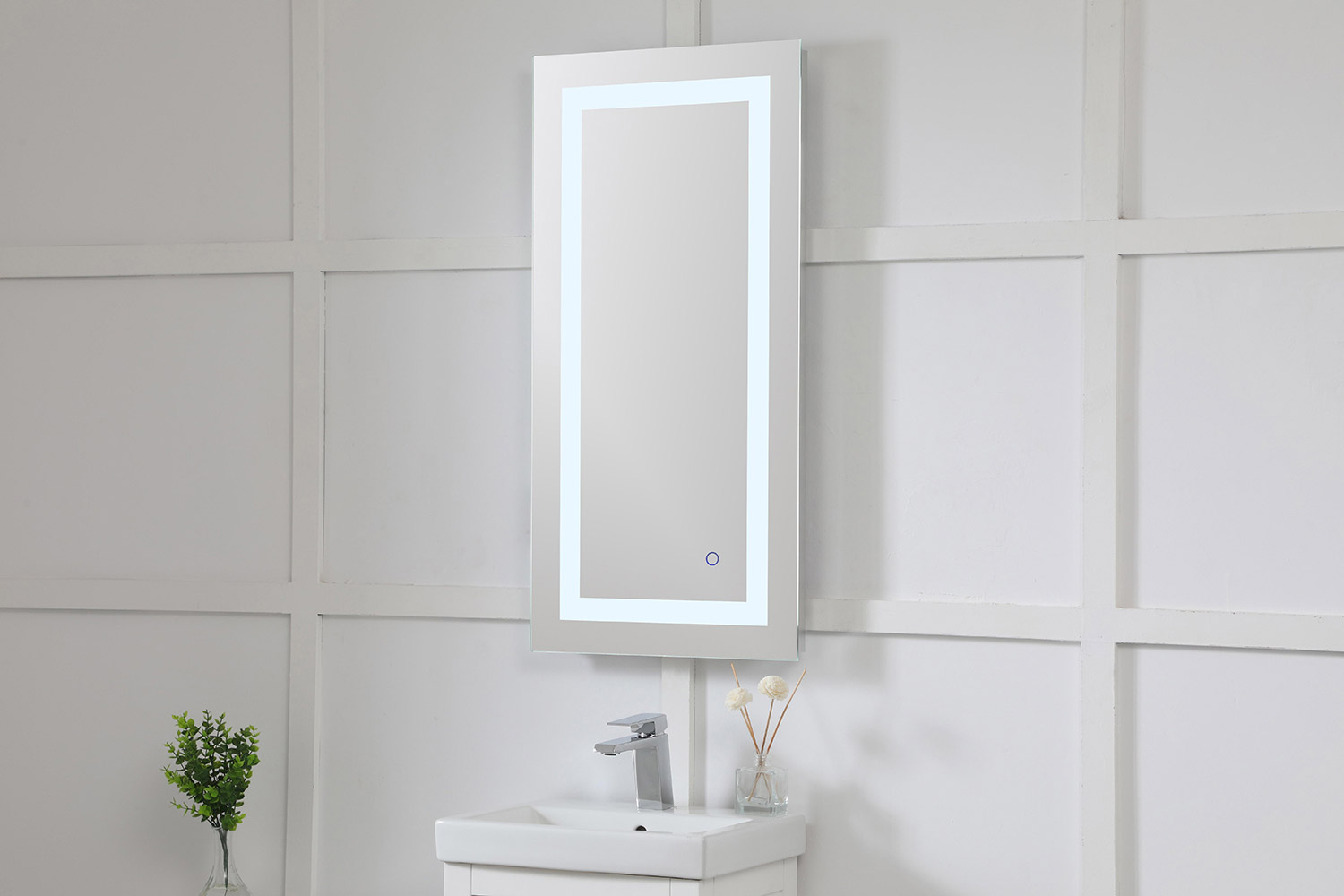 Elegant Wall Mirror - Clear, D 18", H 36" (MRE11836)