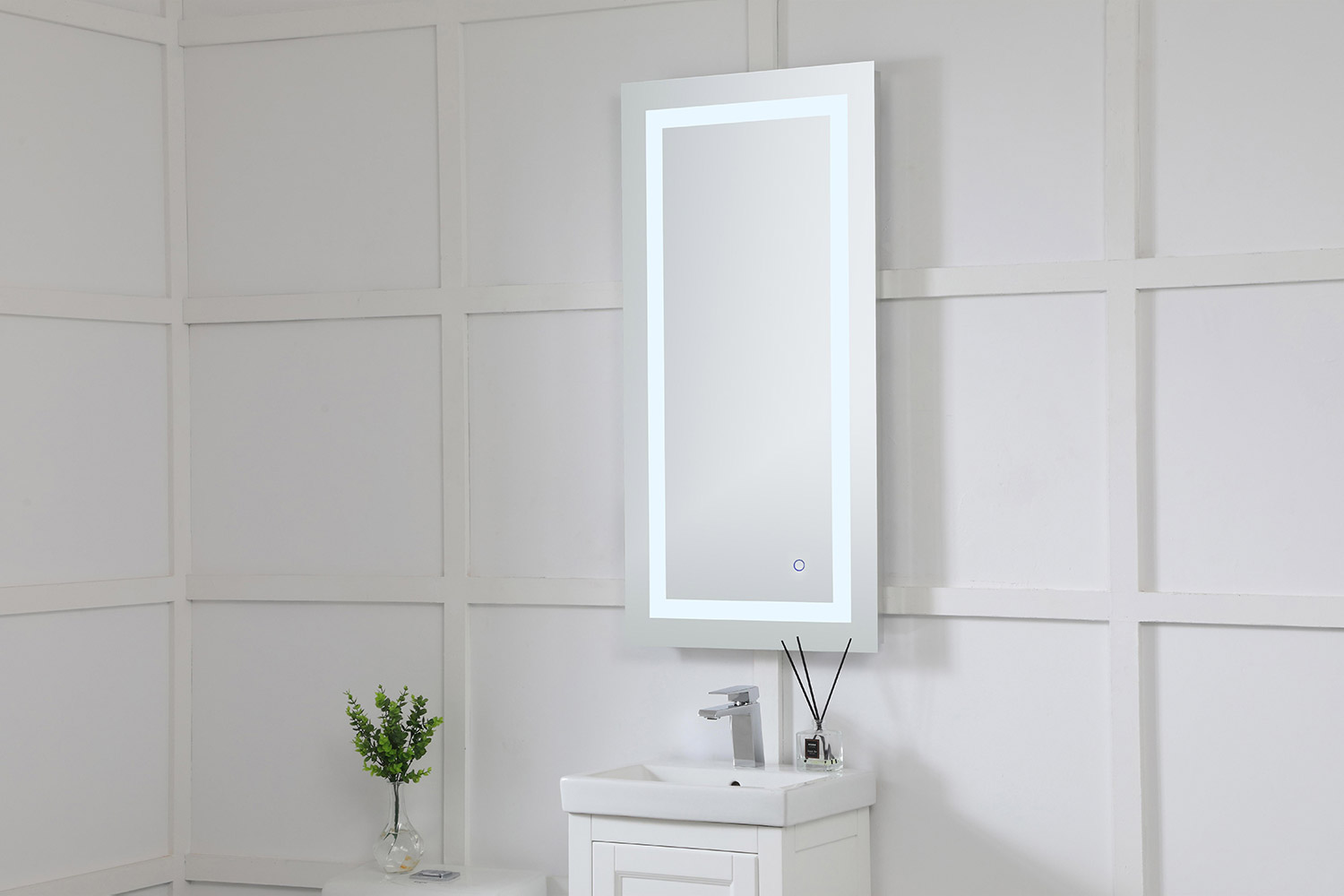 Elegant Wall Mirror - Clear, D 20", H 40" (MRE12040)