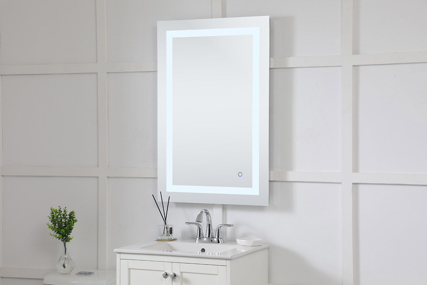 Elegant Wall Mirror - Clear, D 24", H 36" (MRE12436)