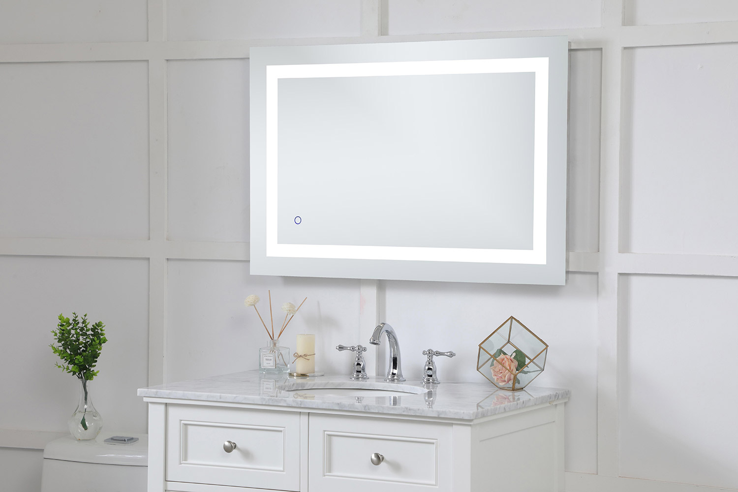 Elegant Wall Mirror - Clear, D 24", H 36" (MRE12436)