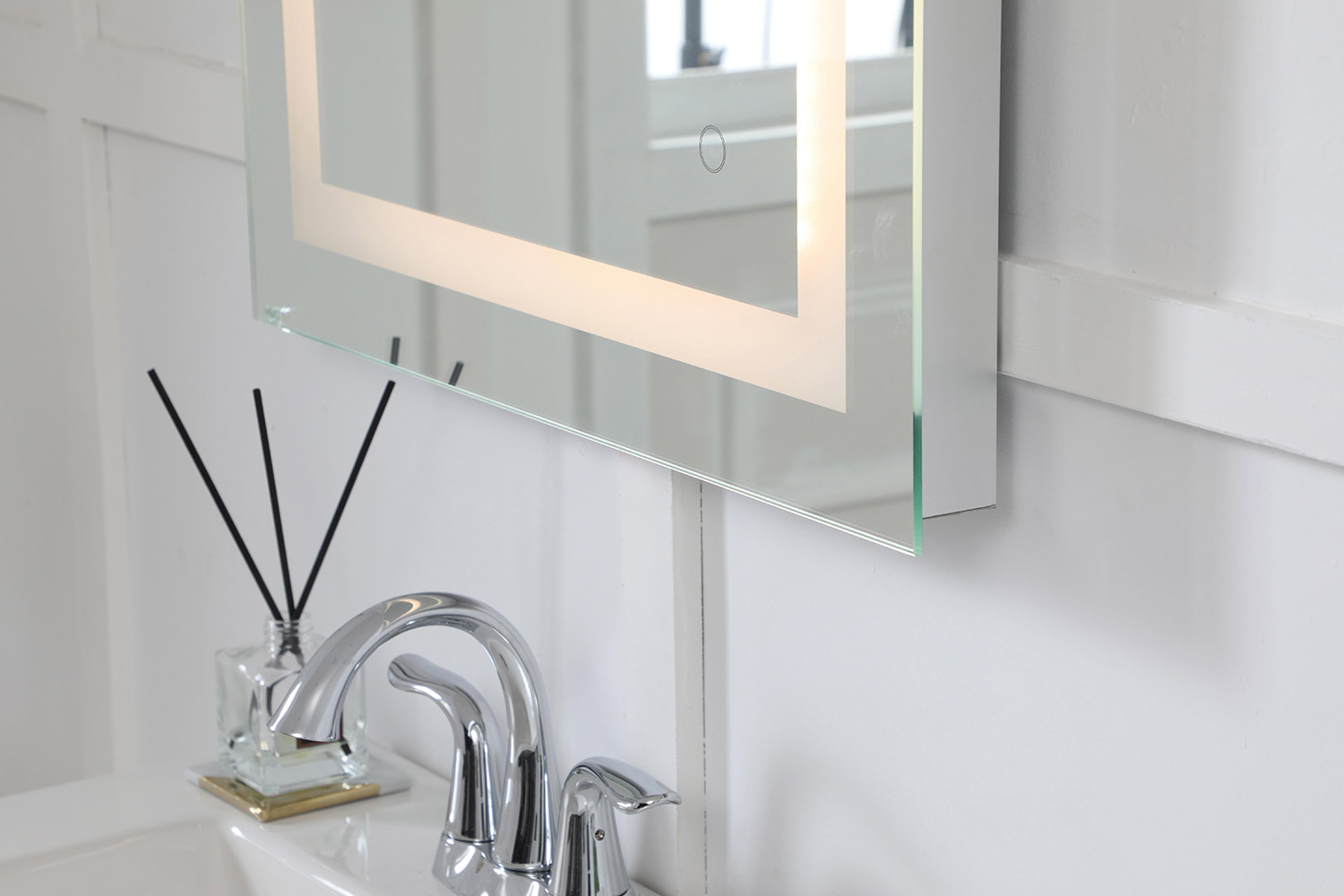 Elegant Wall Mirror - Clear, D 27", H 36" (MRE12736)