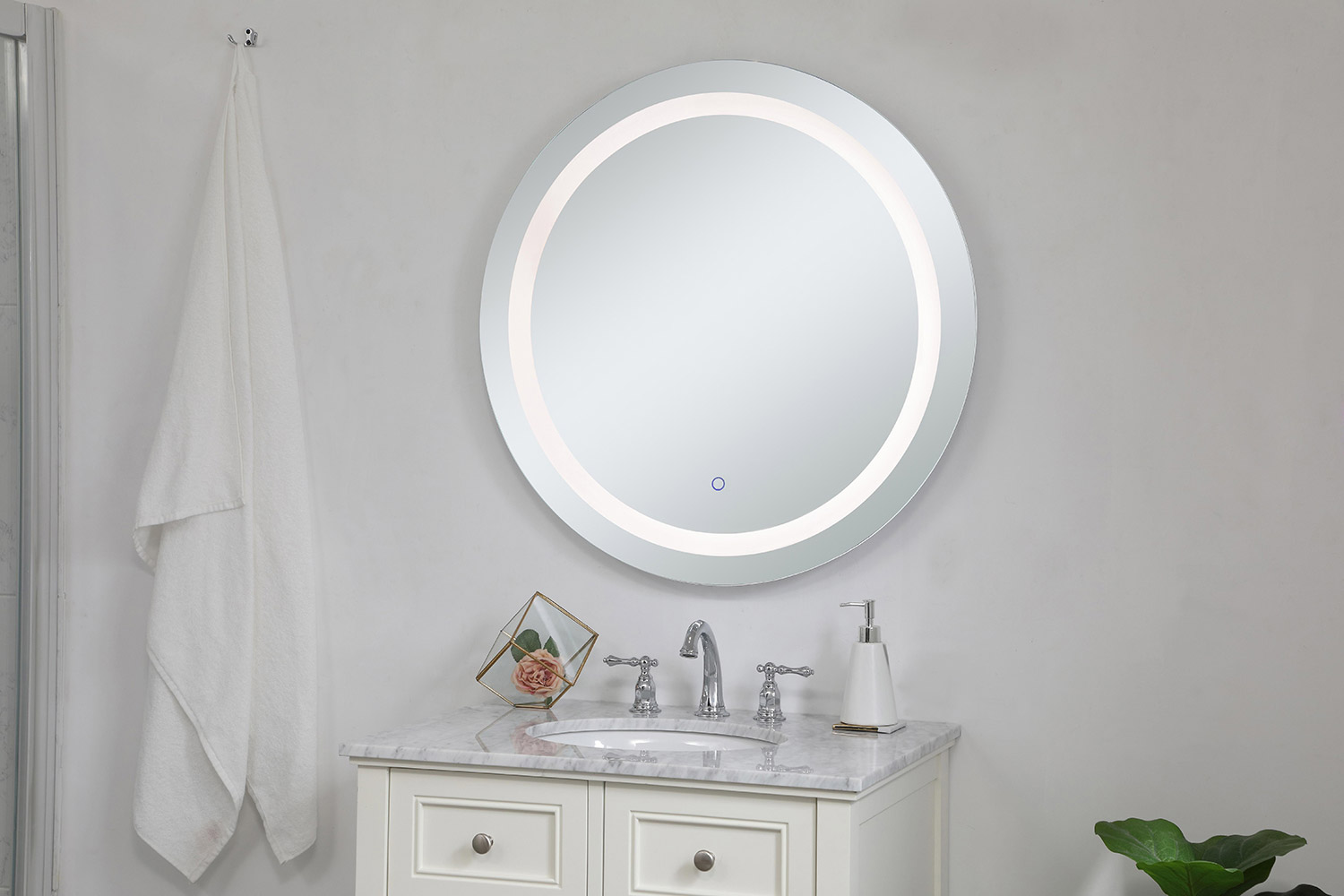 Elegant Wall Mirror - Clear, D 32", H 32" (MRE23232)