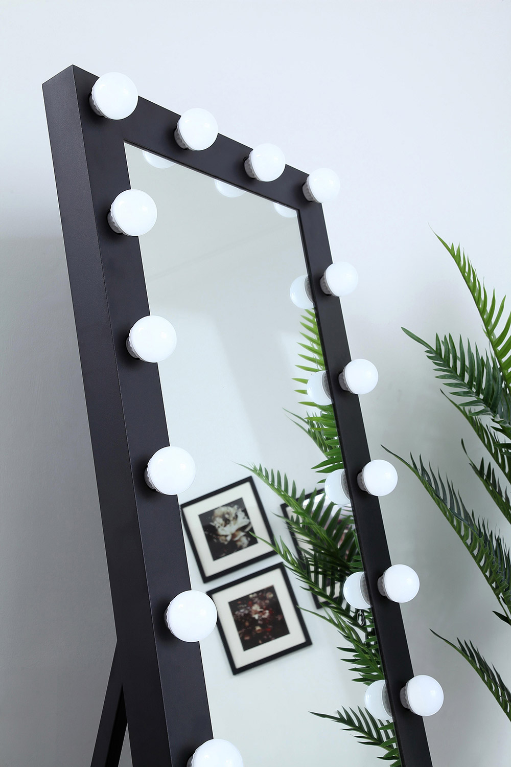 Elegant Wall Mirror - Black (MRE32471BK)