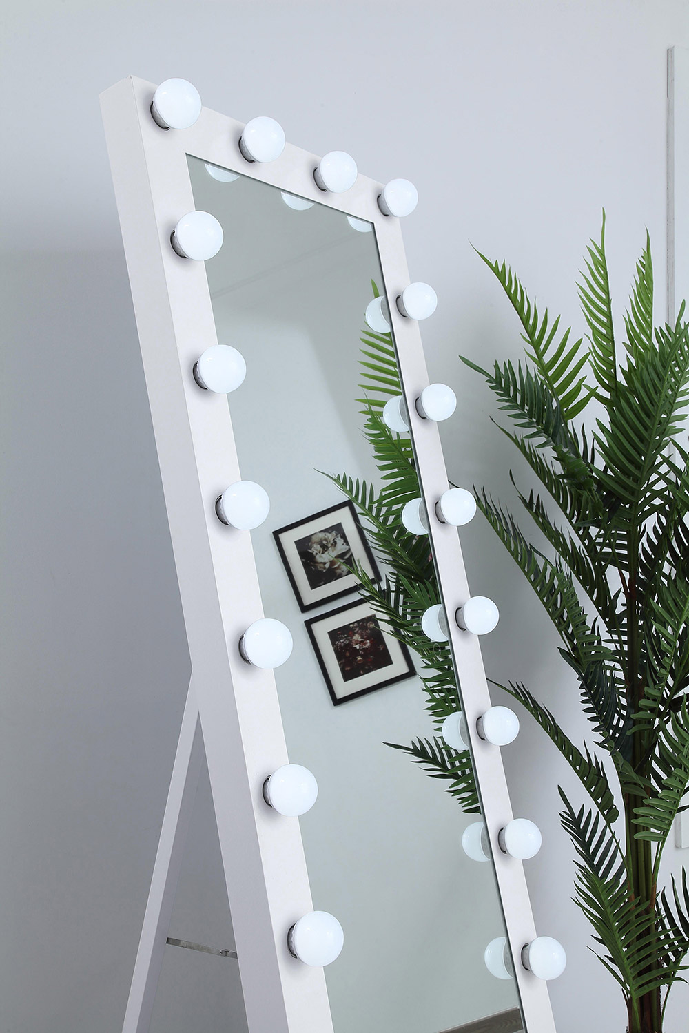 Elegant Wall Mirror - White (MRE32471WH)