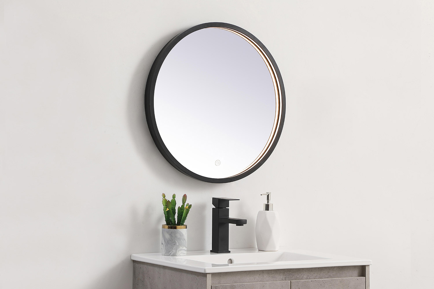 Elegant Wall Mirror - Black, L 21" (MRE6021BK)