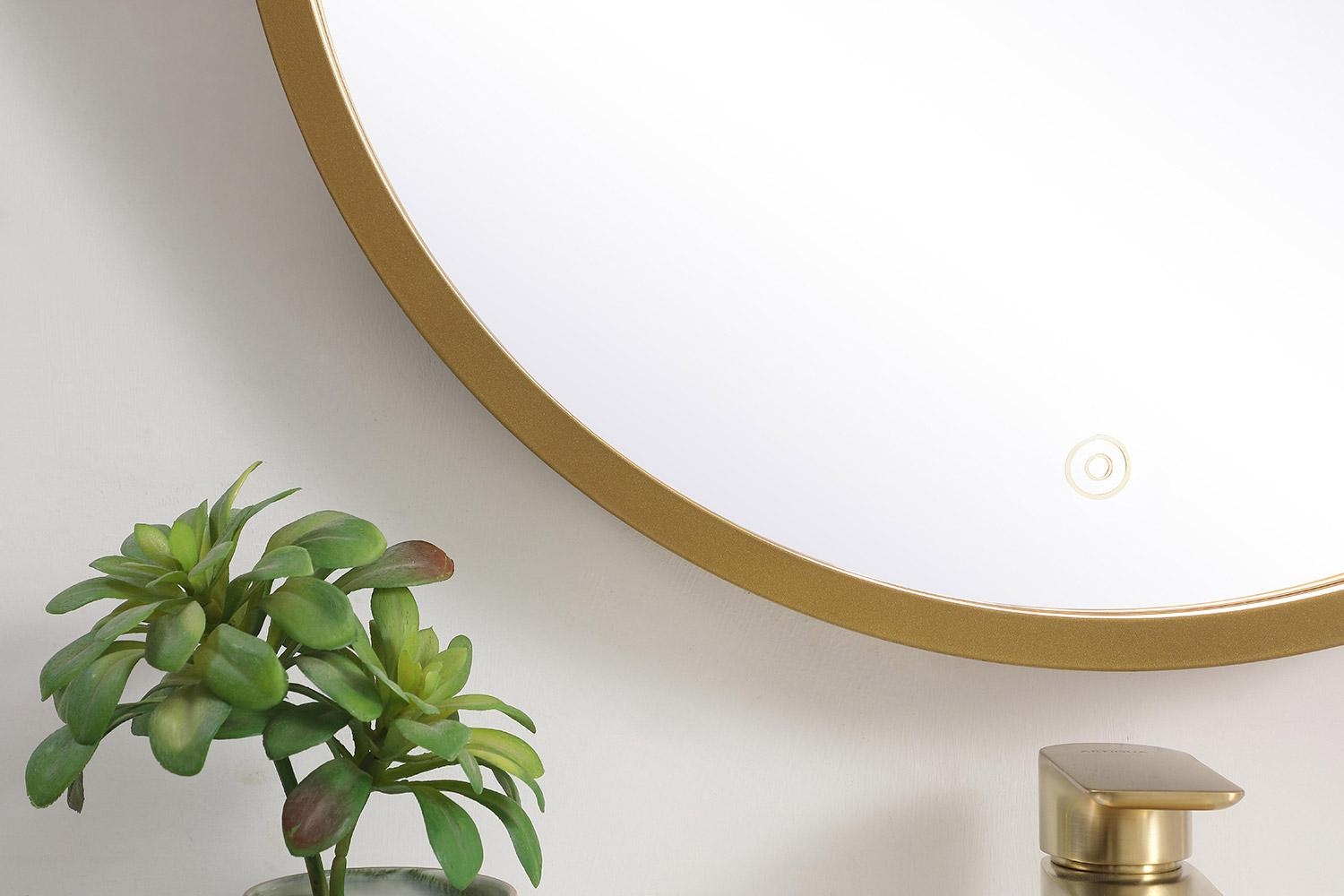 Elegant Wall Mirror - Brass, L 21" (MRE6021BR)