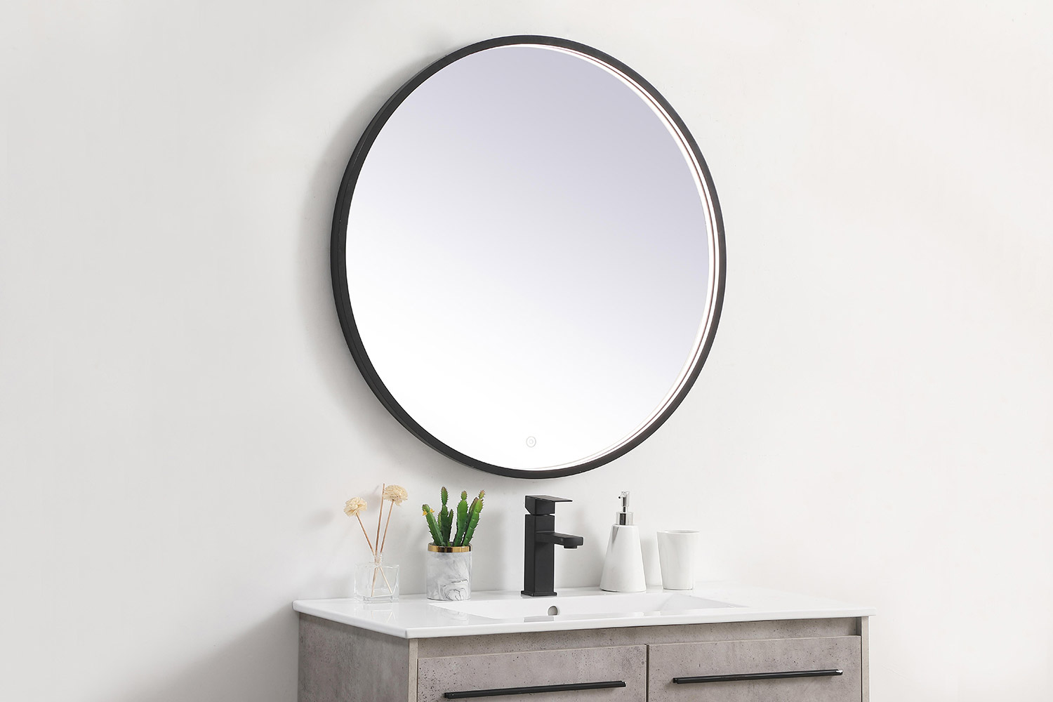 Elegant Wall Mirror - Black, L 32" (MRE6032BK)