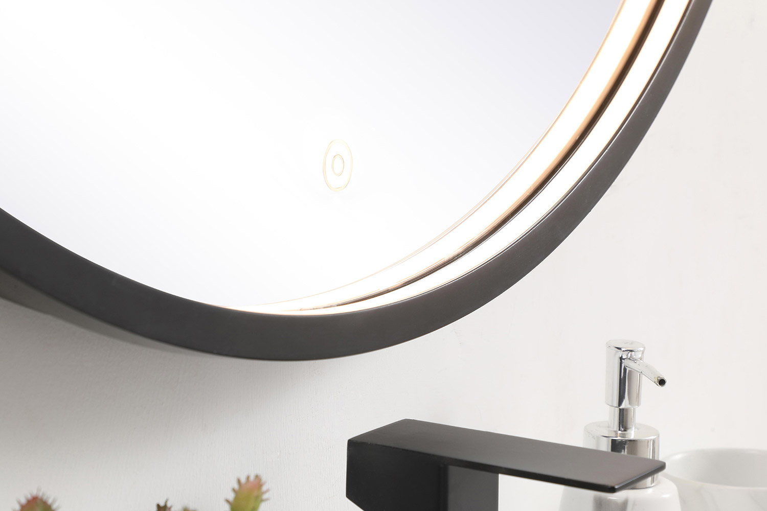 Elegant Wall Mirror - Black, L 32" (MRE6032BK)