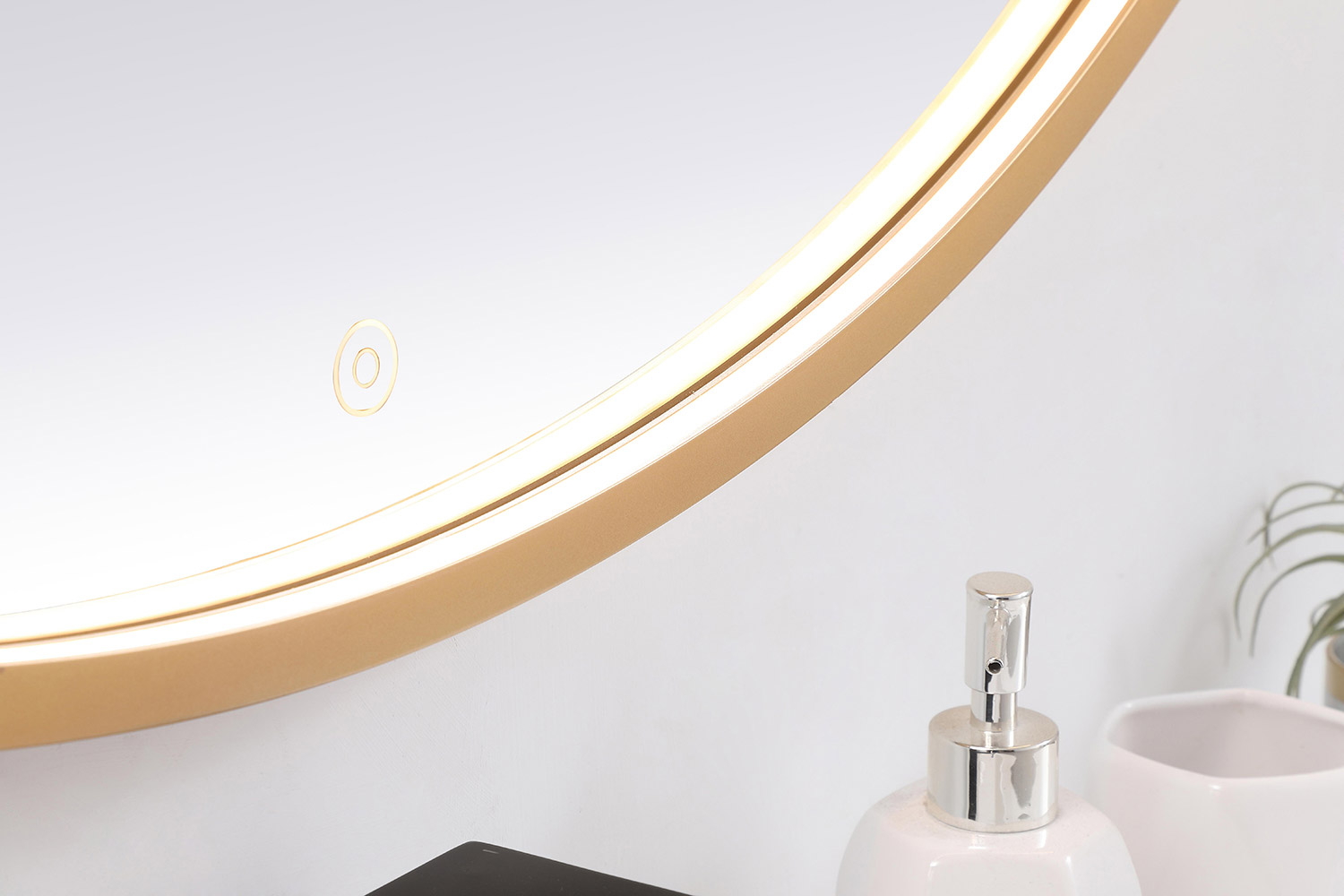 Elegant Wall Mirror - Brass, L 48" (MRE6048BR)