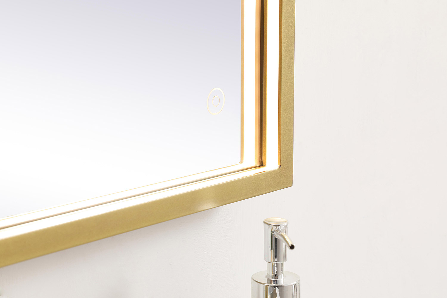 Elegant Wall Mirror - Brass, D 18", H 30" (MRE61830BR)