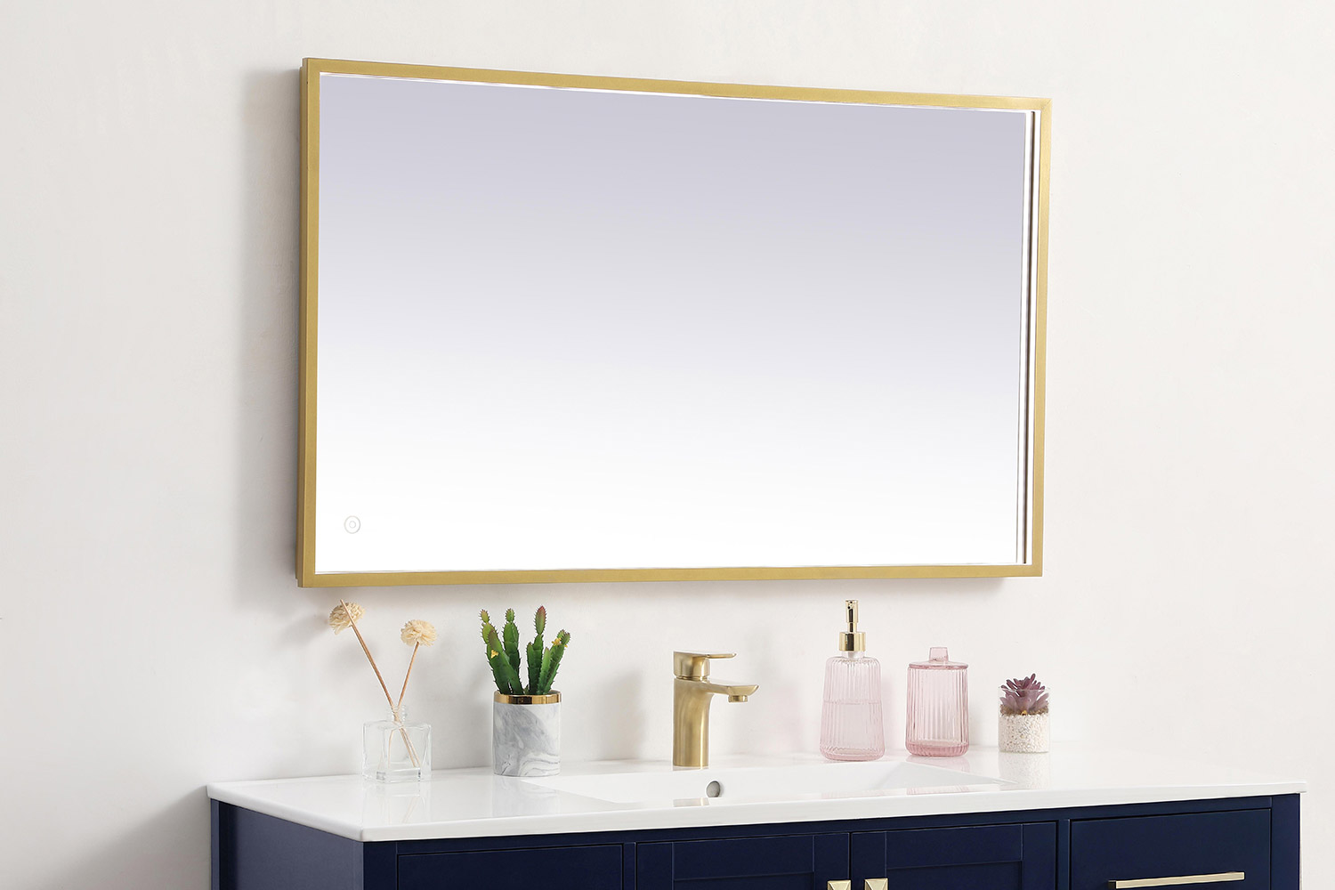 Elegant Wall Mirror - Brass, D 24", H 40" (MRE62440BR)