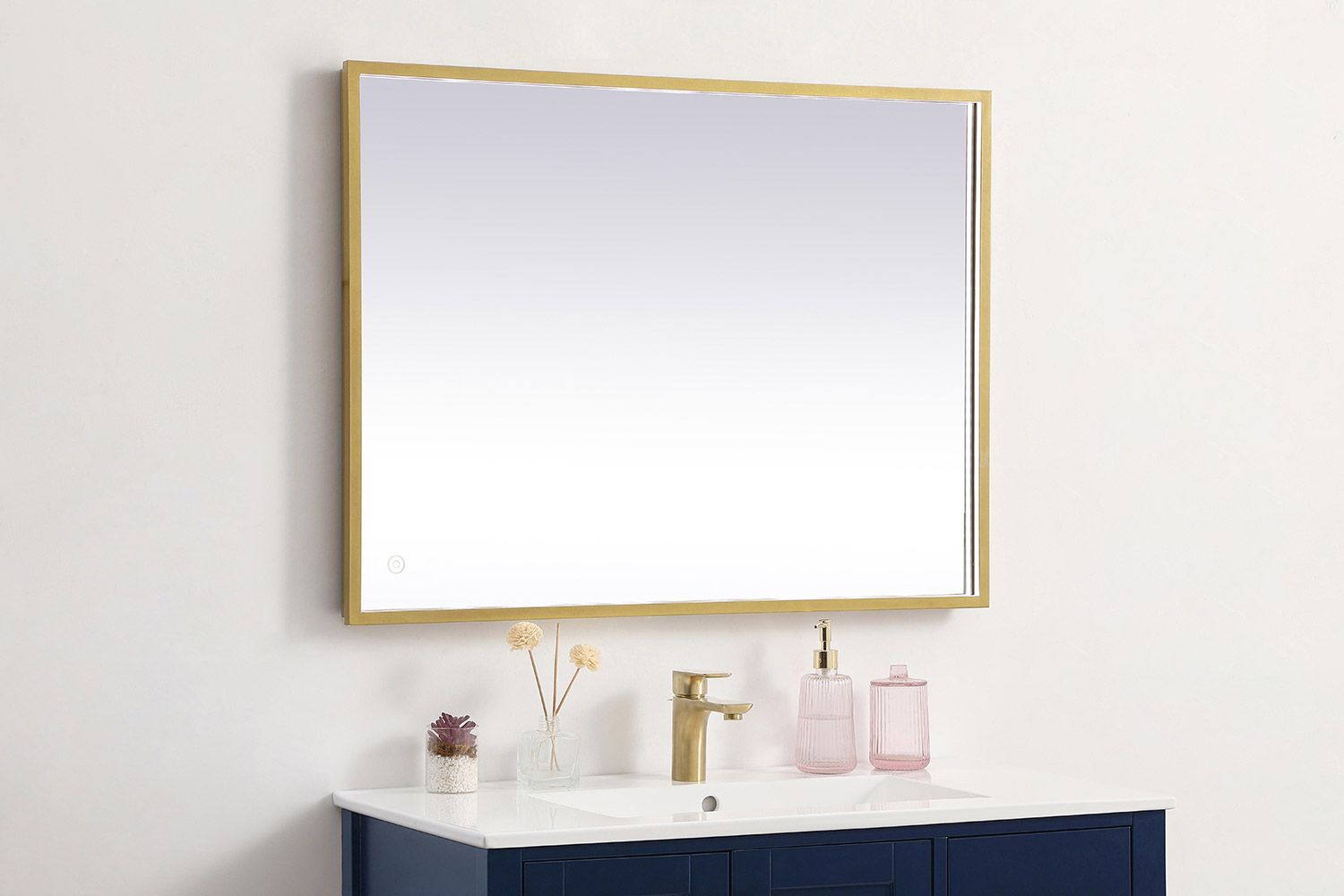 Elegant Wall Mirror - Brass, D 27", H 36" (MRE62736BR)