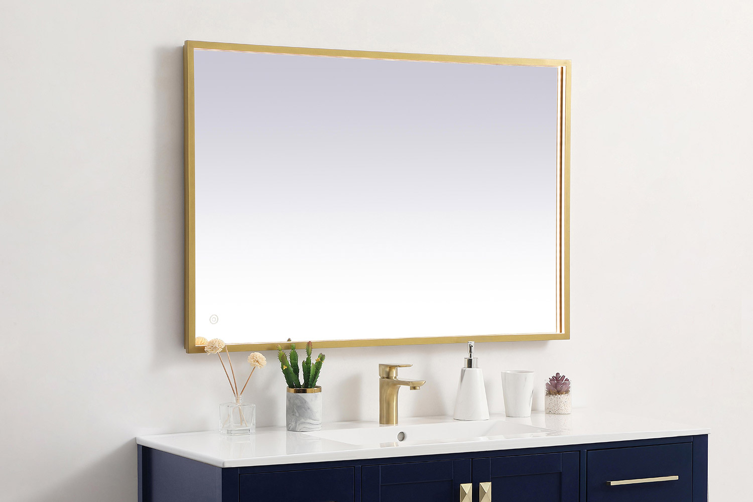 Elegant Wall Mirror - Brass, D 27", H 40" (MRE62740BR)