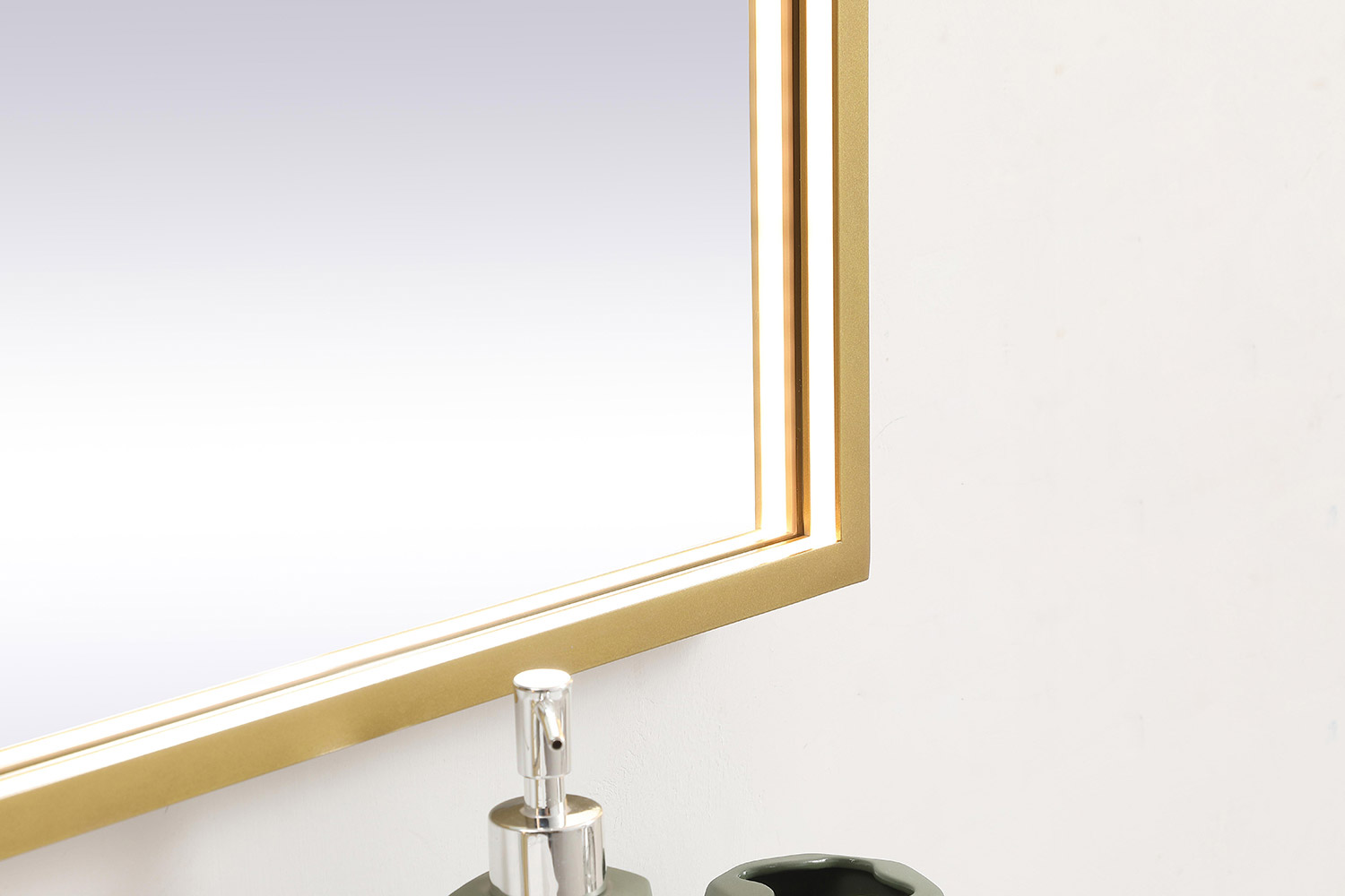 Elegant Wall Mirror - Brass, D 30", H 36" (MRE63036BR)