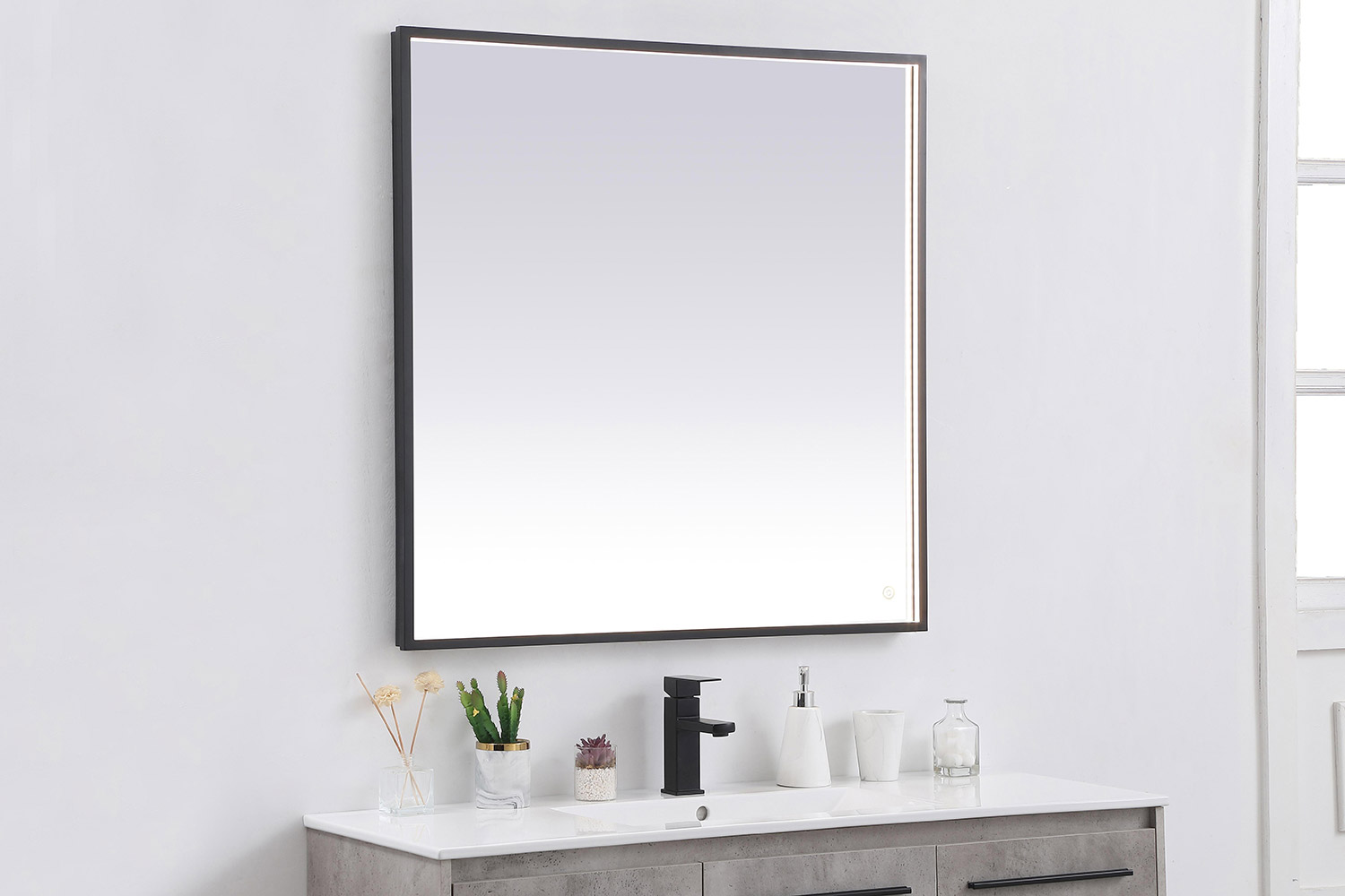 Elegant Wall Mirror - Black, D 36", H 36" (MRE63636BK)